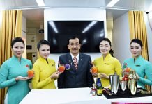 Vietnam Airlines chuẩn bị đưa 11 loại cocktail mới trên chuyến bay
