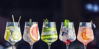 Cocktail và những câu chuyện chưa bao giờ là cũ